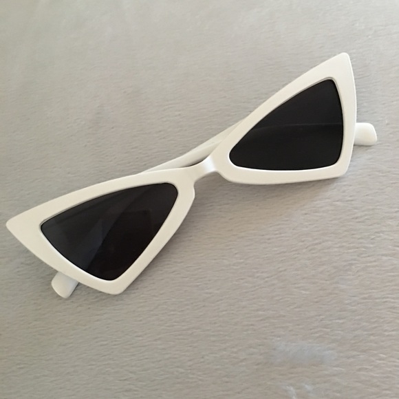 white triangle sunglasses - Picture 2 of 6